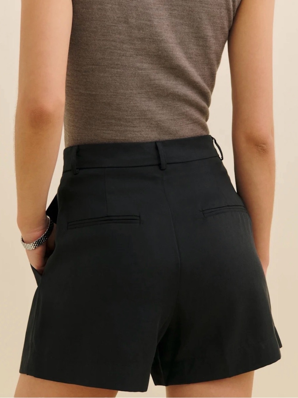 Reformation Mason High-Waisted Shorts - Picture 4 of 12
